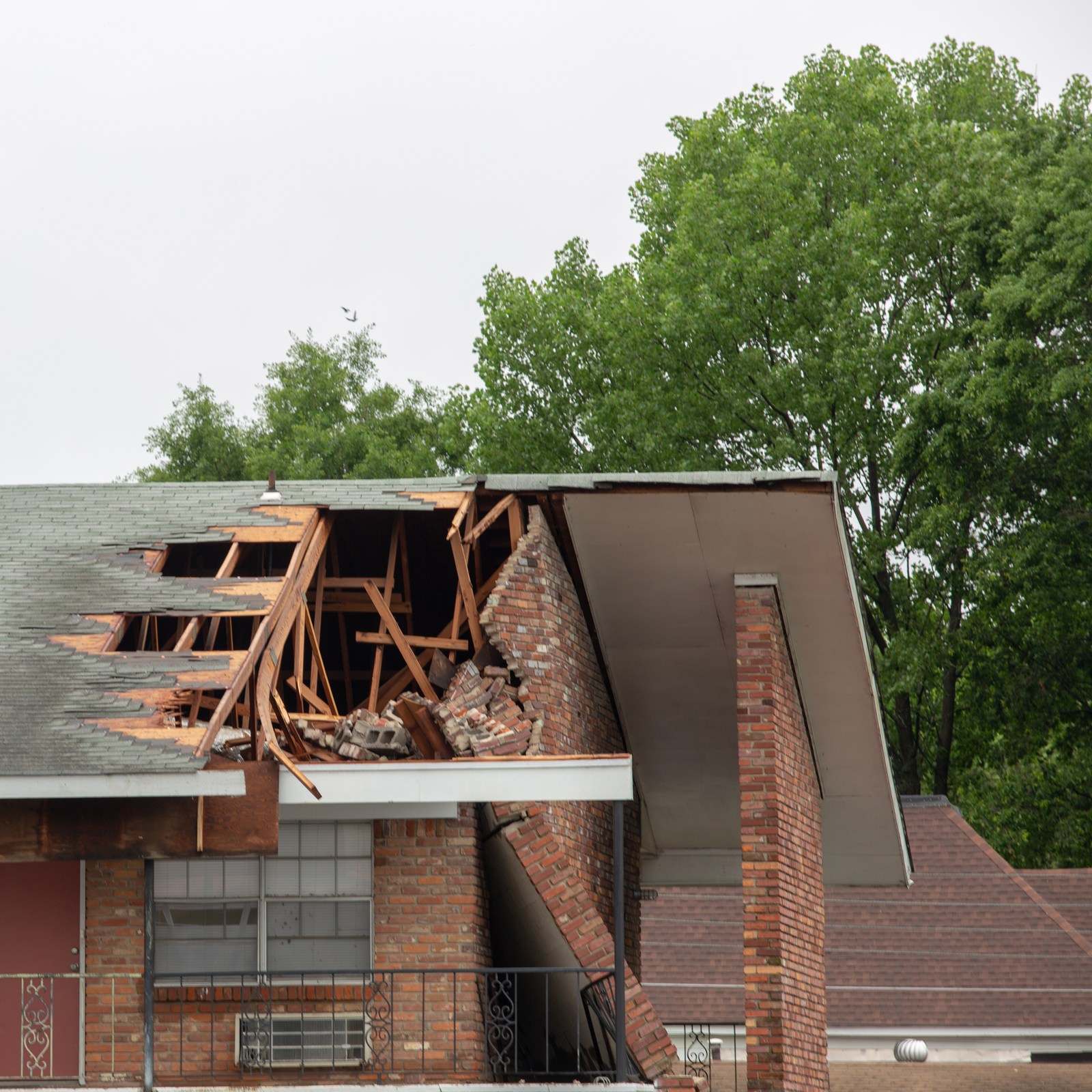 Selling a Fire-, Flood-, or Foundation-Damaged House in Memphis