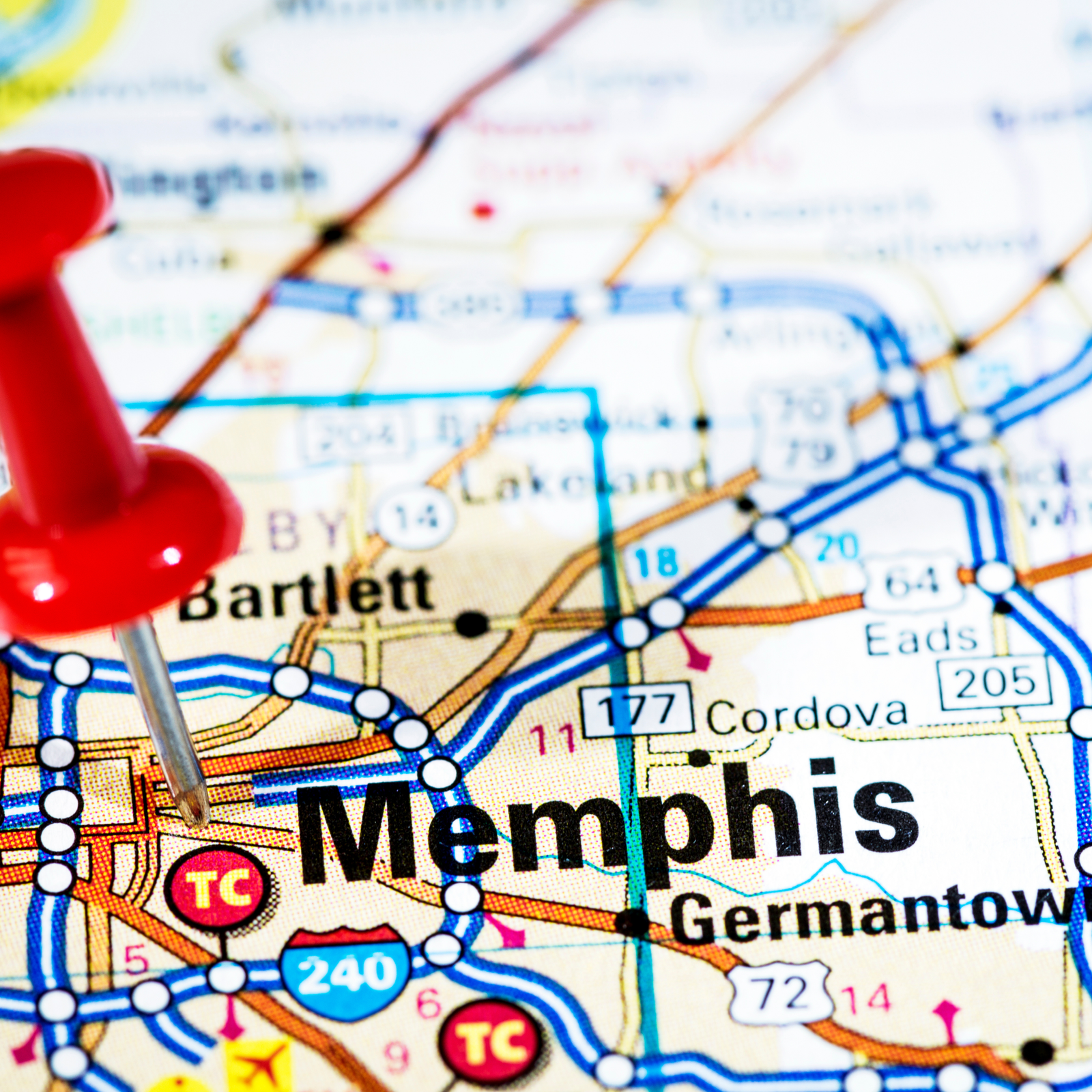 Staging in Memphis 2025: ROI, Costs & When to Skip It for Cash